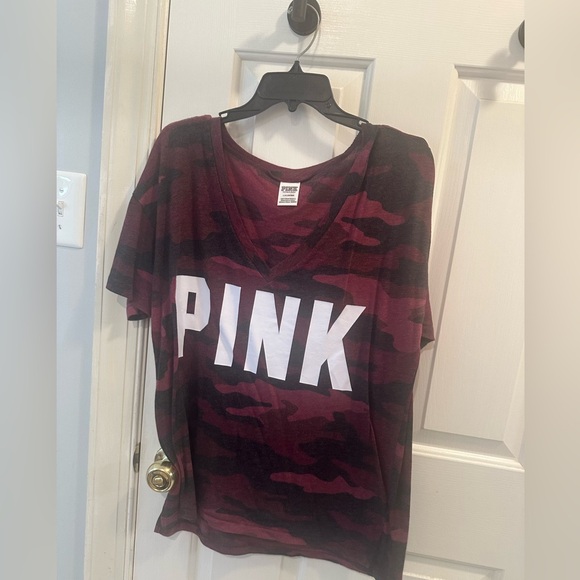 PINK Victoria's Secret Maroon and Black Camo Tee - Picture 1 of 1